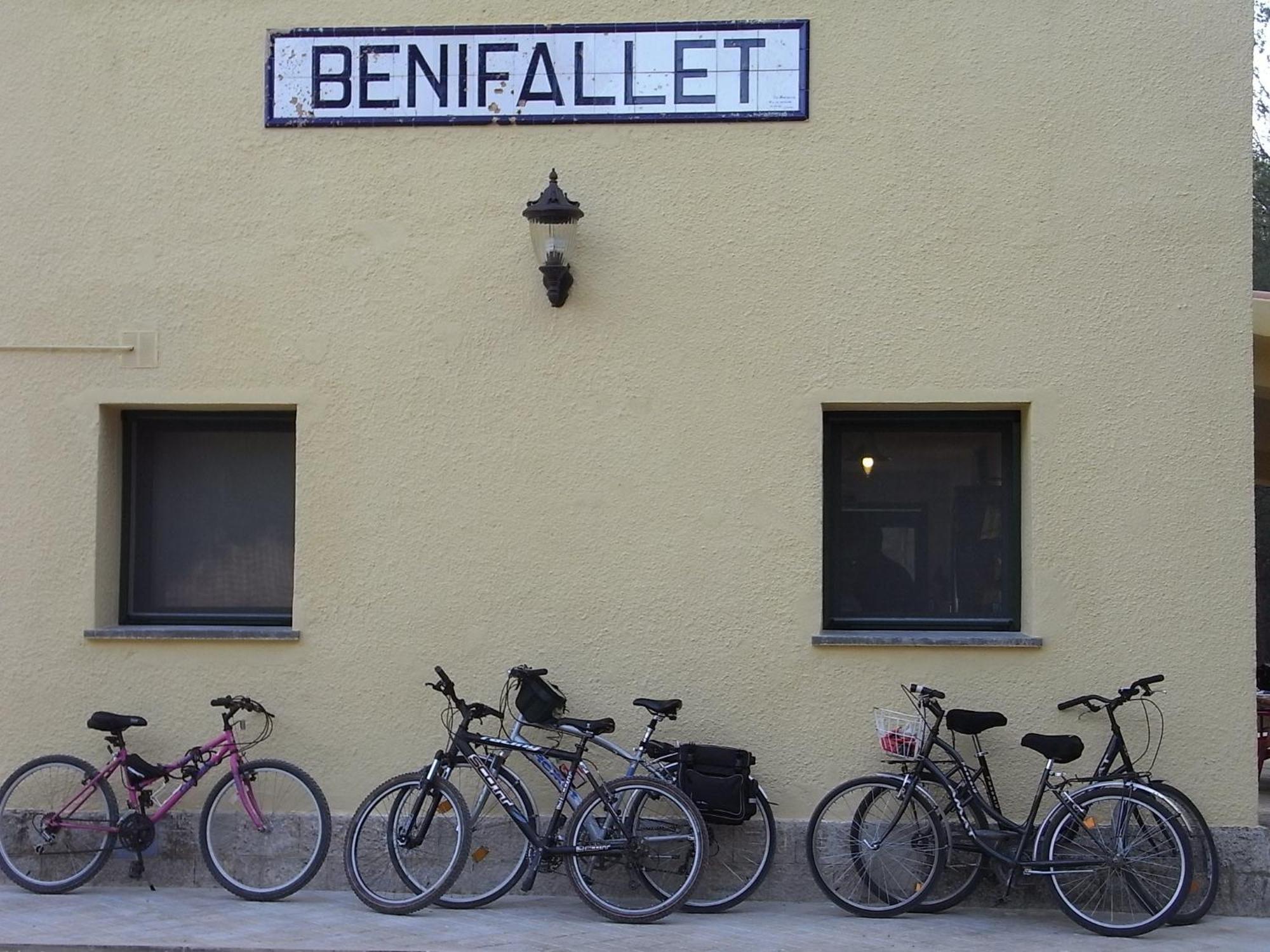 Antiga Estacio De Benifallet Εξωτερικό φωτογραφία